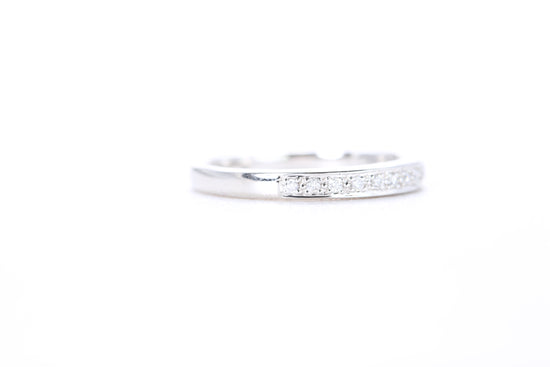 Single Row Pavé Diamond Ring 1/10 Carat