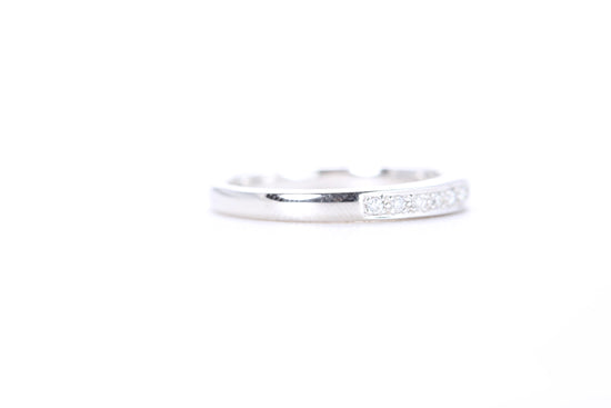 Single Row Pavé Diamond Ring 1/10 Carat
