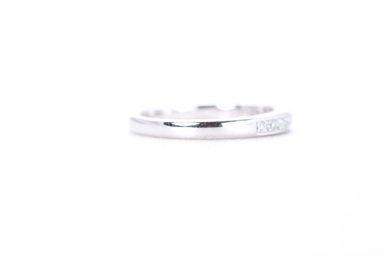 Single Row Pavé Diamond Ring 1/10 Carat