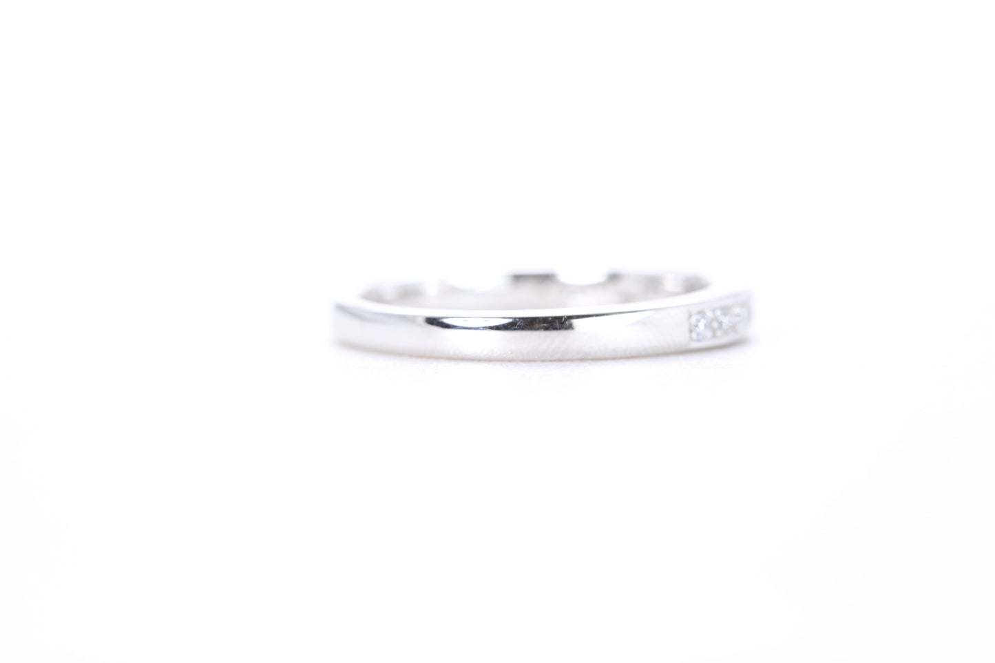 Single Row Pavé Diamond Ring 1/10 Carat