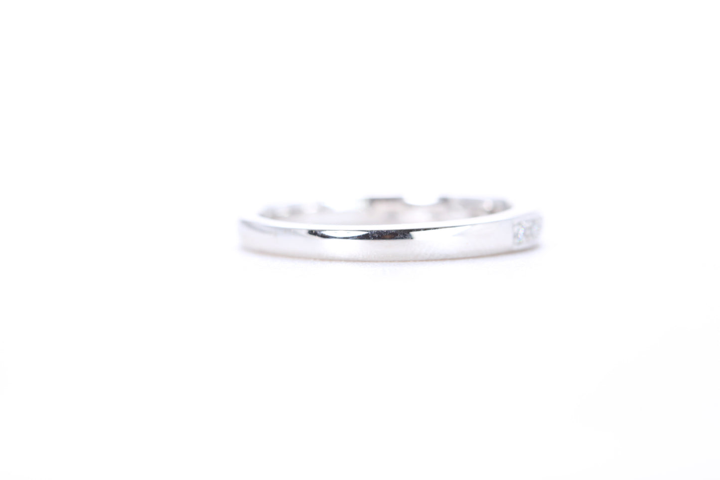 Single Row Pavé Diamond Ring 1/10 Carat