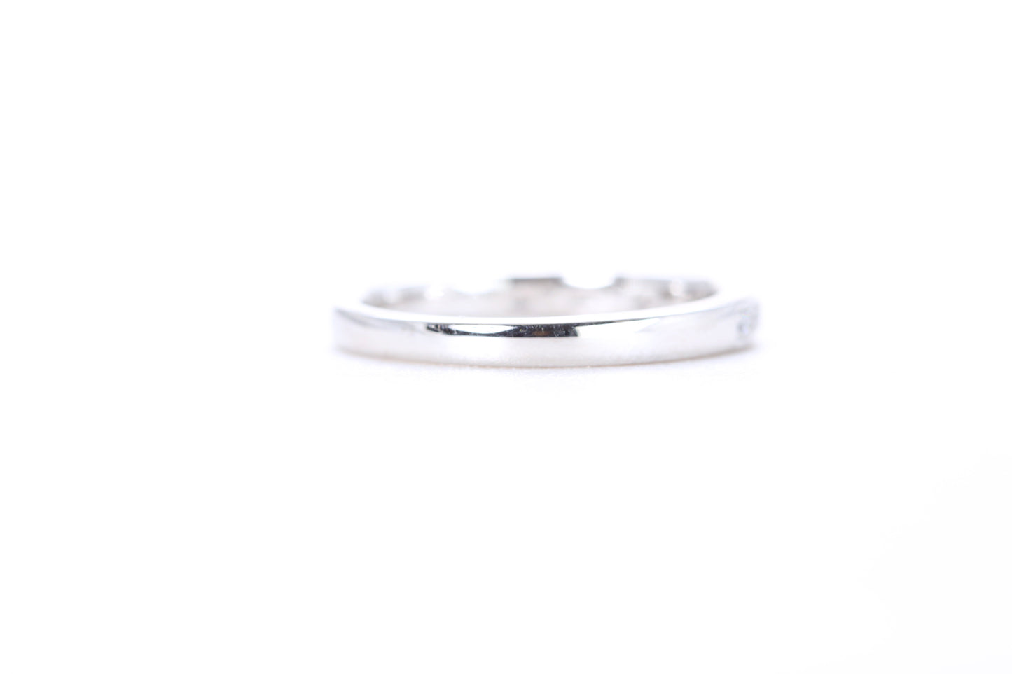 Single Row Pavé Diamond Ring 1/10 Carat
