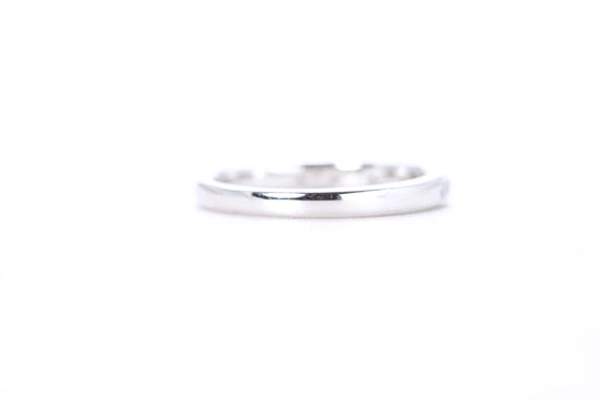 Single Row Pavé Diamond Ring 1/10 Carat