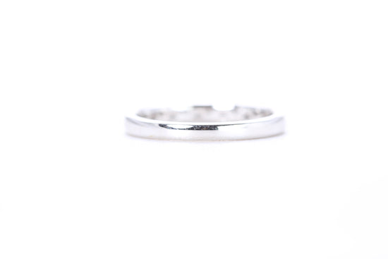 Single Row Pavé Diamond Ring 1/10 Carat