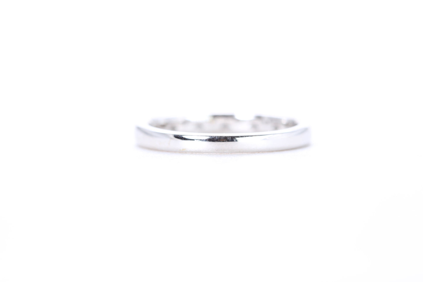 Single Row Pavé Diamond Ring 1/10 Carat