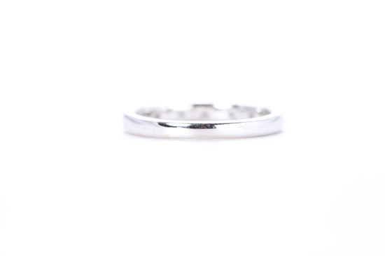 Single Row Pavé Diamond Ring 1/10 Carat