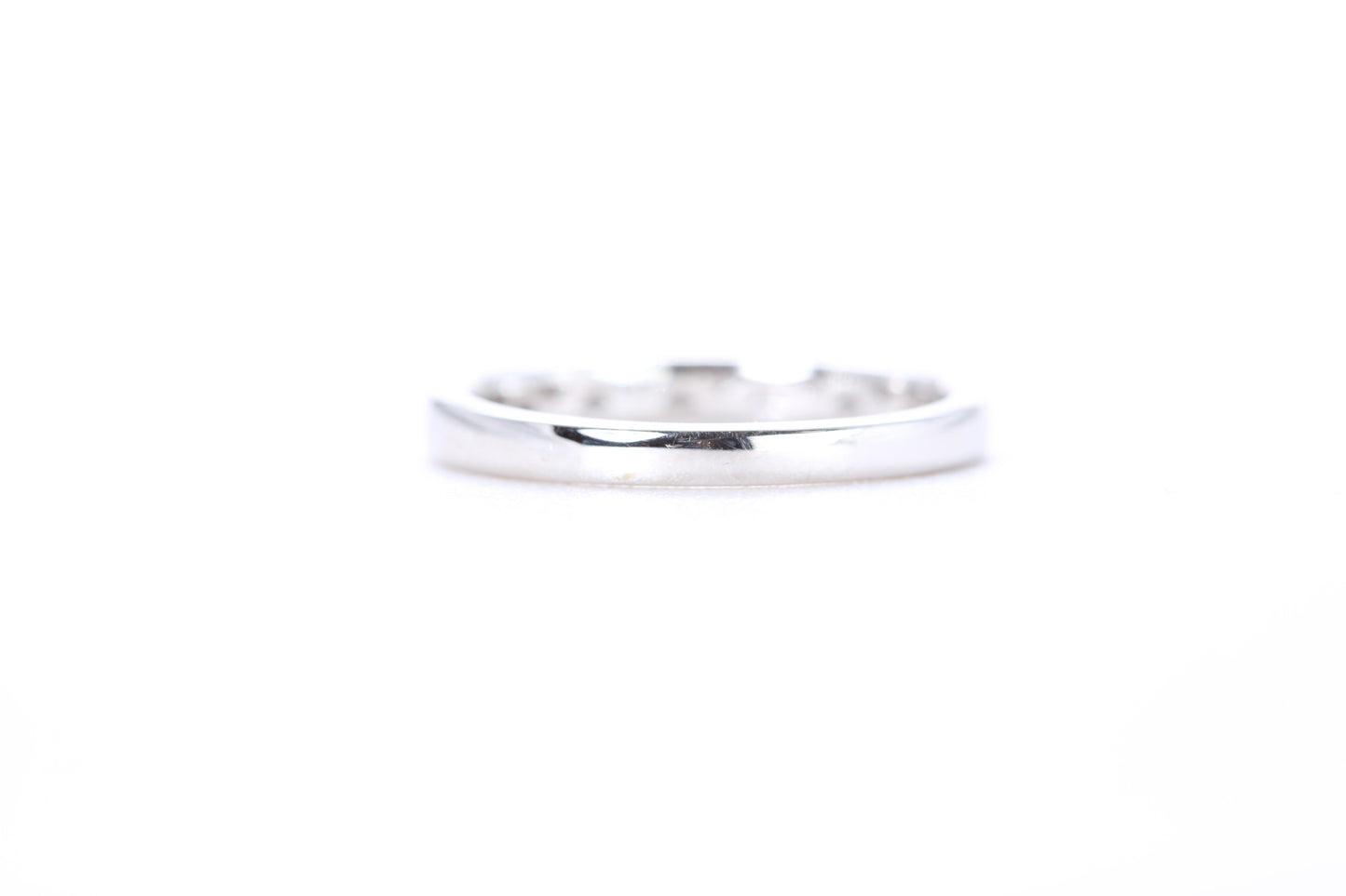 Single Row Pavé Diamond Ring 1/10 Carat