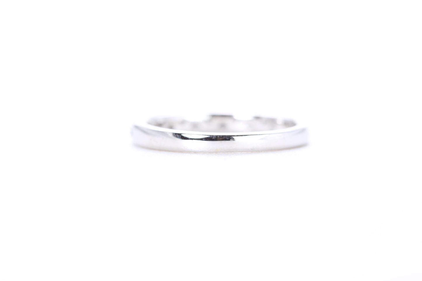 Single Row Pavé Diamond Ring 1/10 Carat