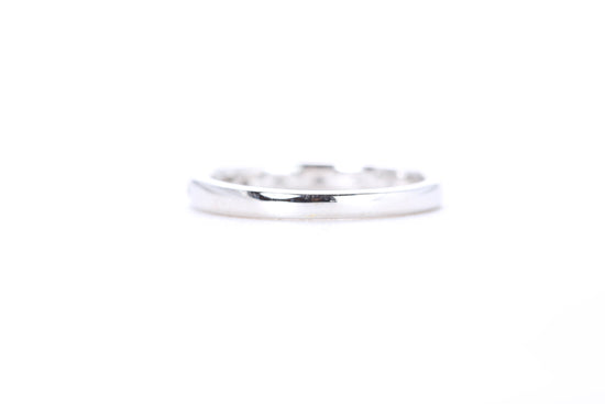 Single Row Pavé Diamond Ring 1/10 Carat