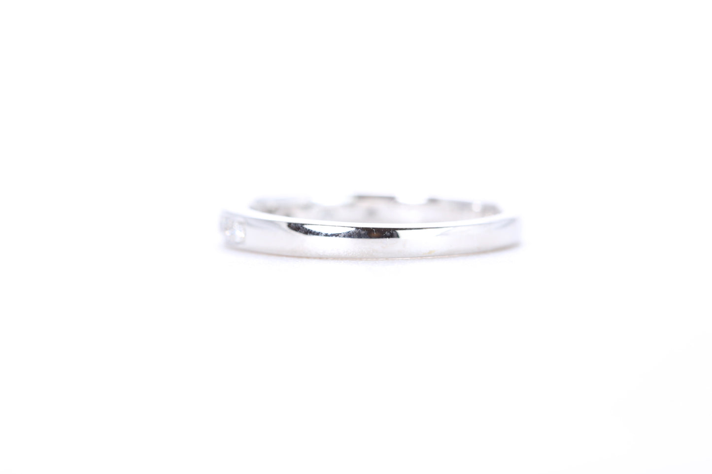 Single Row Pavé Diamond Ring 1/10 Carat