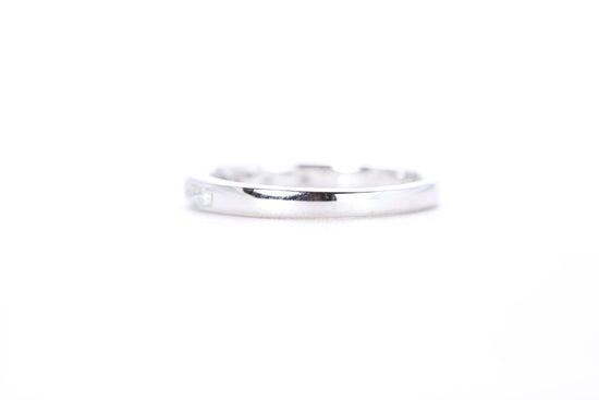 Single Row Pavé Diamond Ring 1/10 Carat