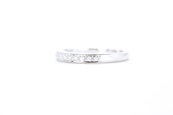Single Row Pavé Diamond Ring 1/10 Carat