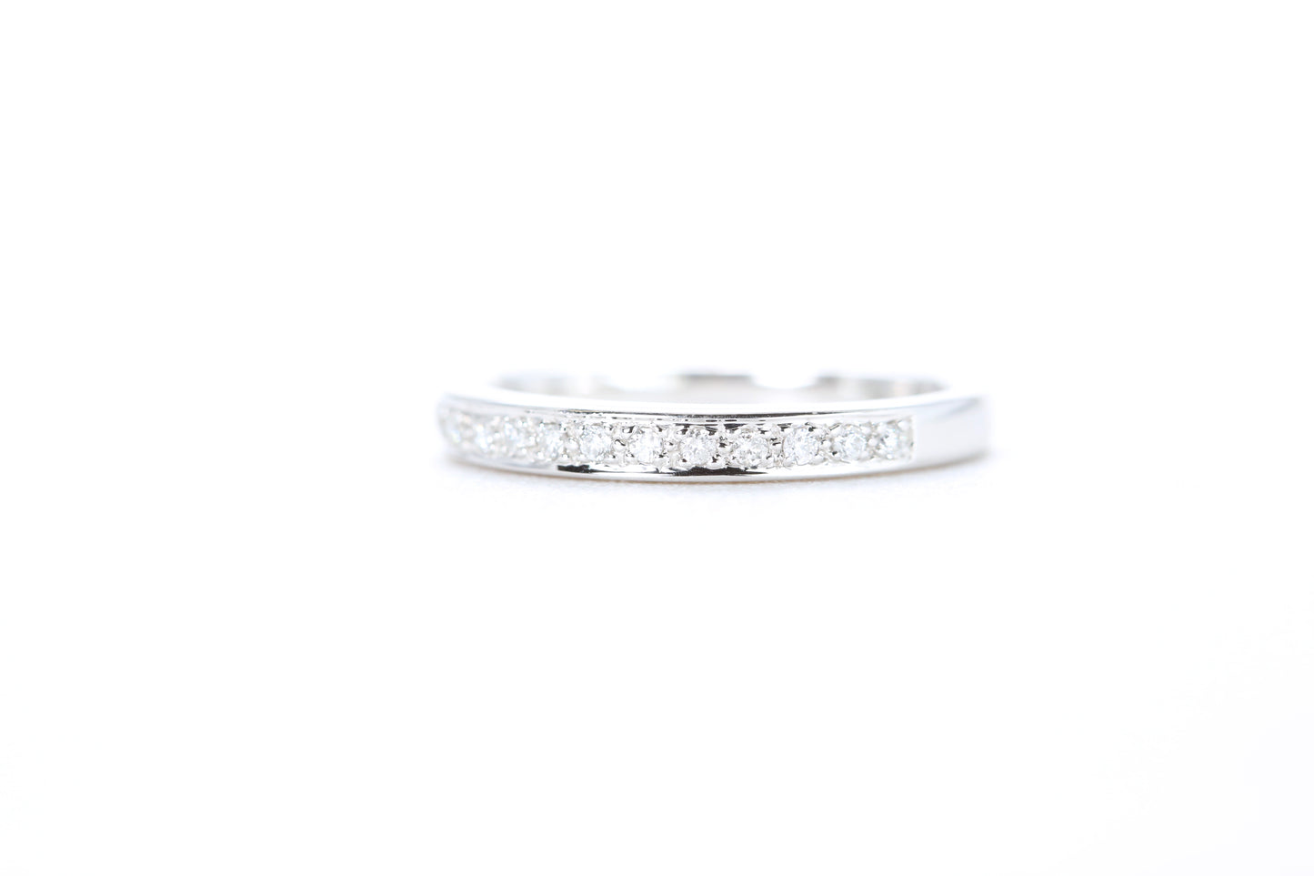 Single Row Pavé Diamond Ring 1/10 Carat