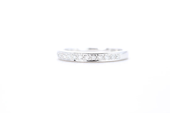 Single Row Pavé Diamond Ring 1/10 Carat