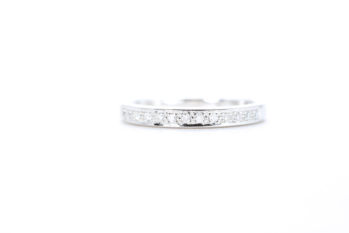 Single Row Pavé Diamond Ring 1/10 Carat