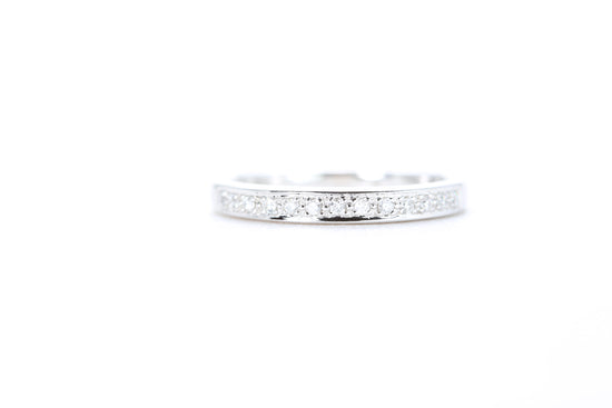 Single Row Pavé Diamond Ring 1/10 Carat