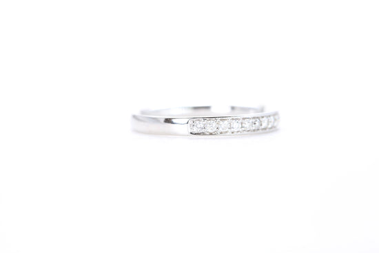 Single Row Pavé Diamond Ring 1/5 Carat