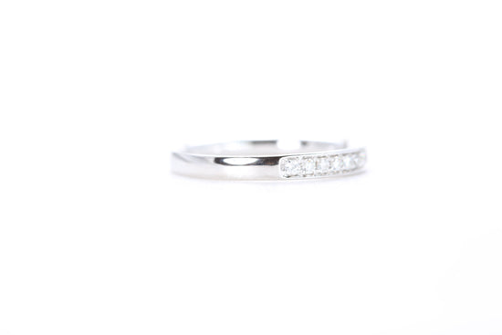 Single Row Pavé Diamond Ring 1/5 Carat
