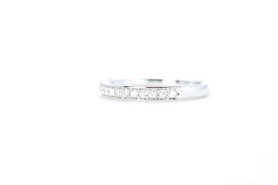 Single Row Pavé Diamond Ring 1/5 Carat