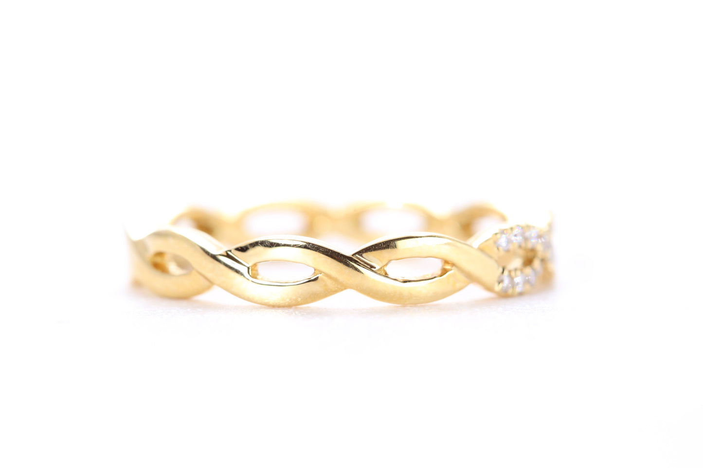 Woven Diamond Ring Yellow Gold