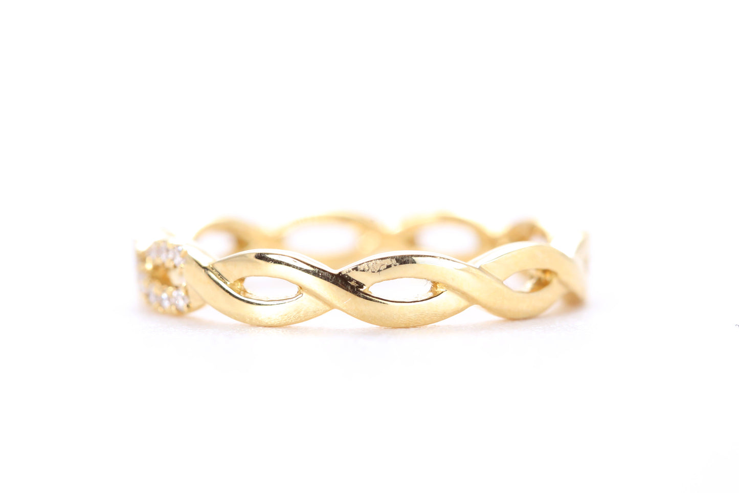 Woven Diamond Ring Yellow Gold