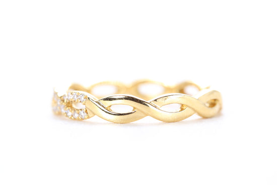 Woven Diamond Ring Yellow Gold