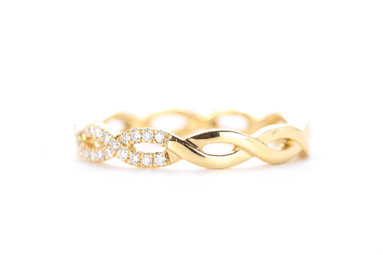 Woven Diamond Ring Yellow Gold