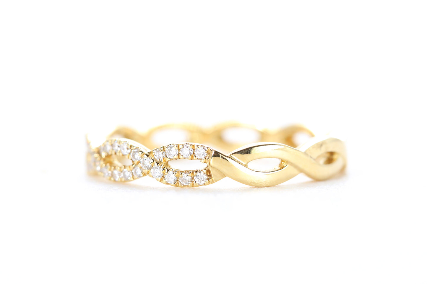 Woven Diamond Ring Yellow Gold