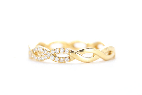 Woven Diamond Ring Yellow Gold