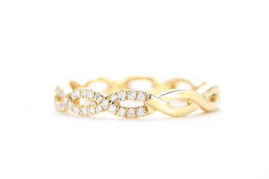 Woven Diamond Ring Yellow Gold