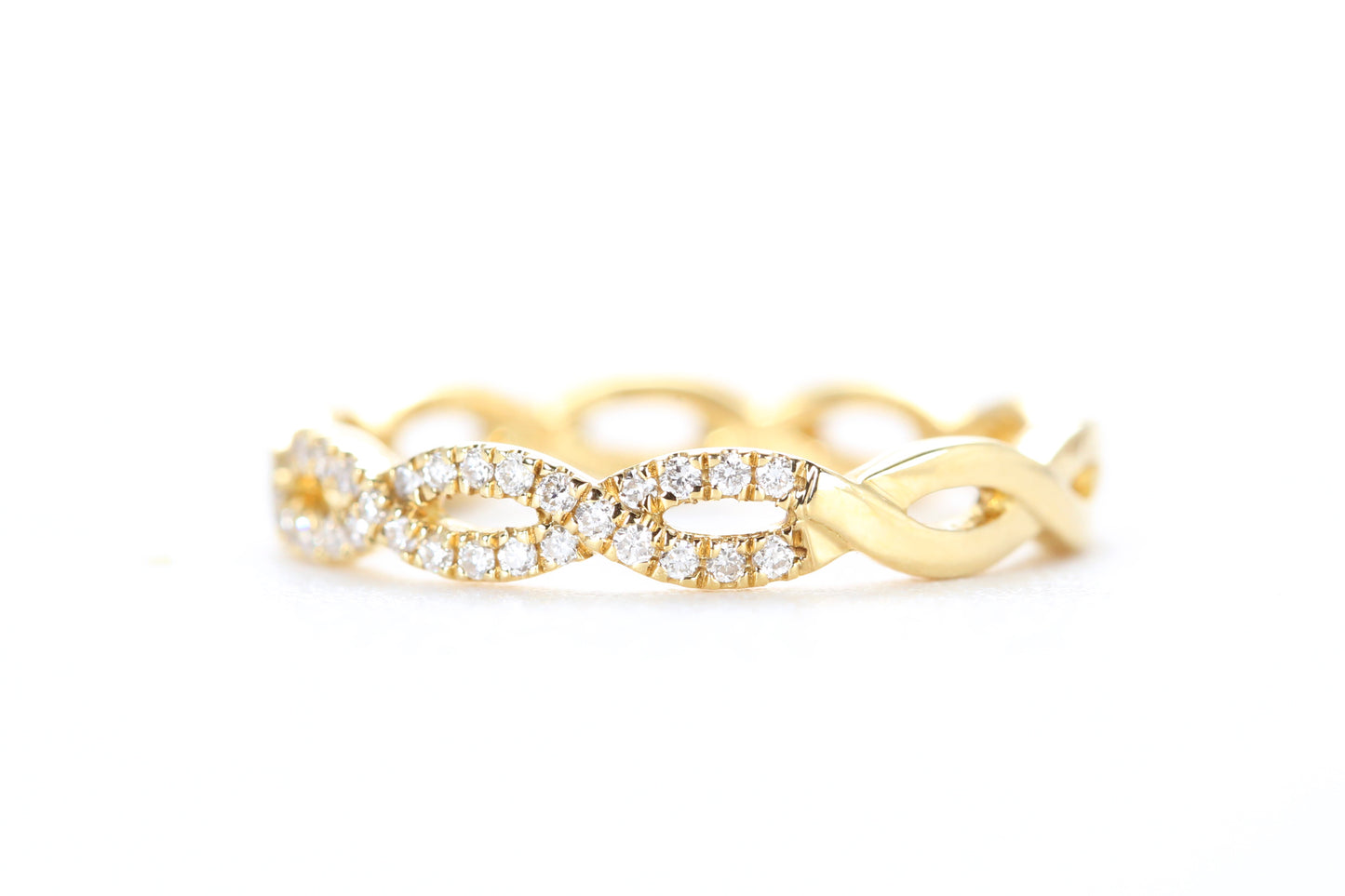 Woven Diamond Ring Yellow Gold